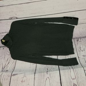 Simply Vera Gray turtleneck sweater size large charcoal color